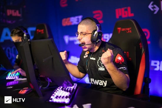 Win10退役引发PC市场动荡 苹果联想抢占先机